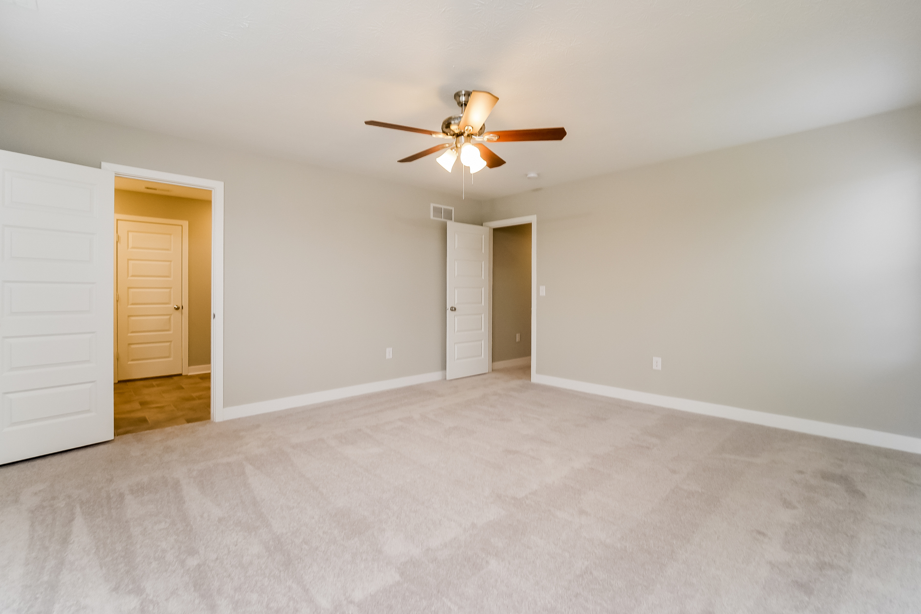 9237 Larson Drive Pendleton, IN 46064 - Photo 11 of 17