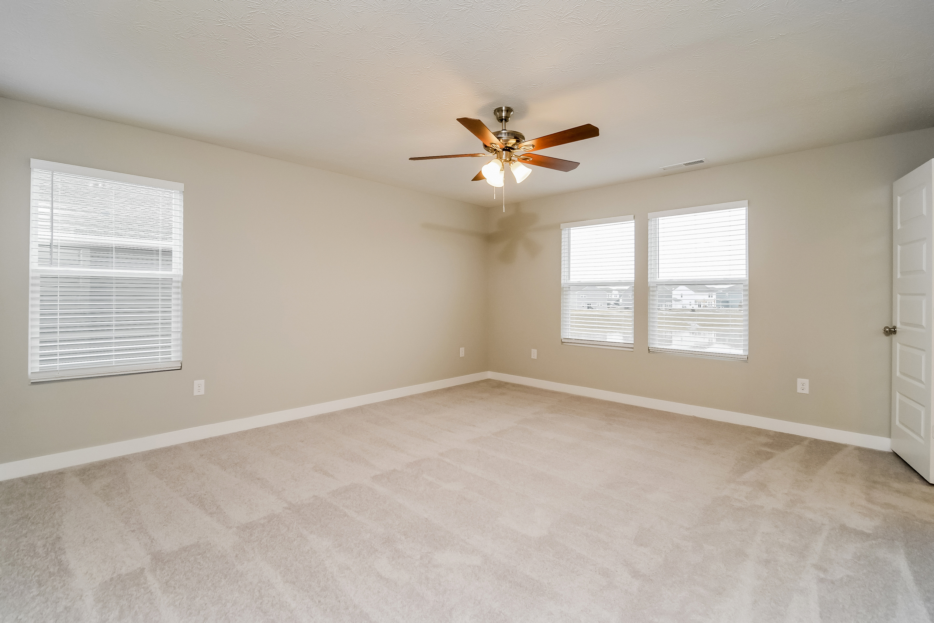 9237 Larson Drive Pendleton, IN 46064 - Photo 12 of 17