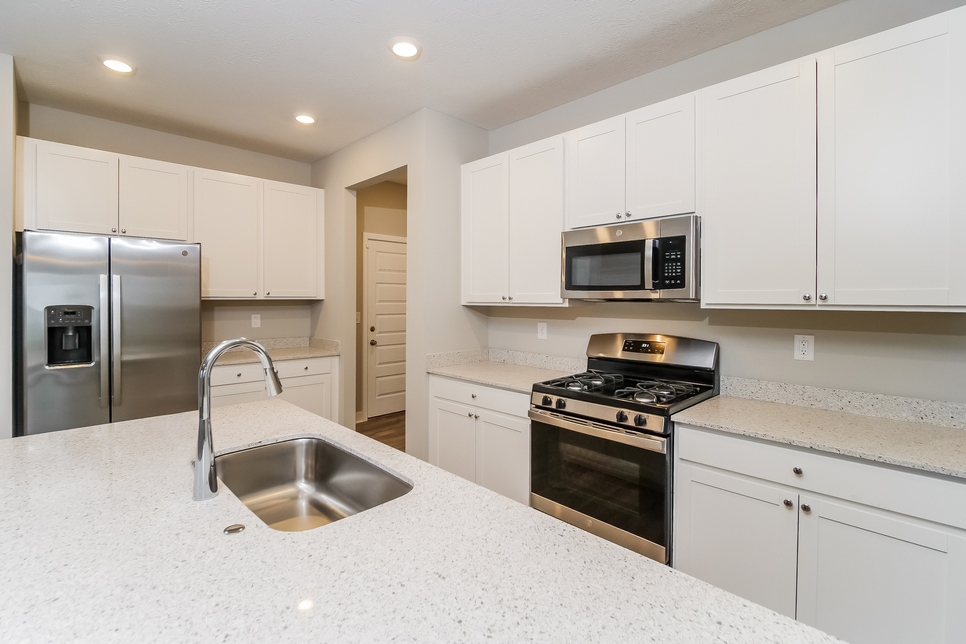 9237 Larson Drive Pendleton, IN 46064 - Photo 10 of 17