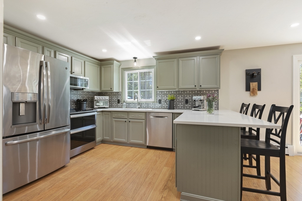 5 Spring Street Douglas, MA 01516 - Photo 10 of 42