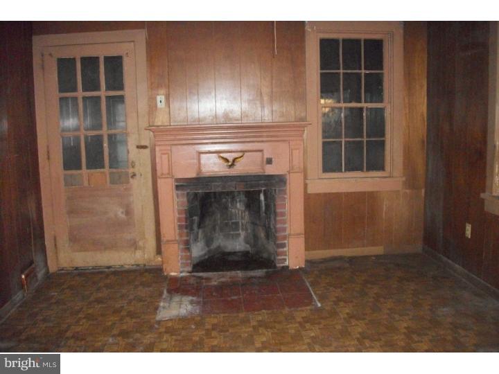 363 Paddock Road Smyrna, DE 19977 - Photo 3 of 6 Living Room