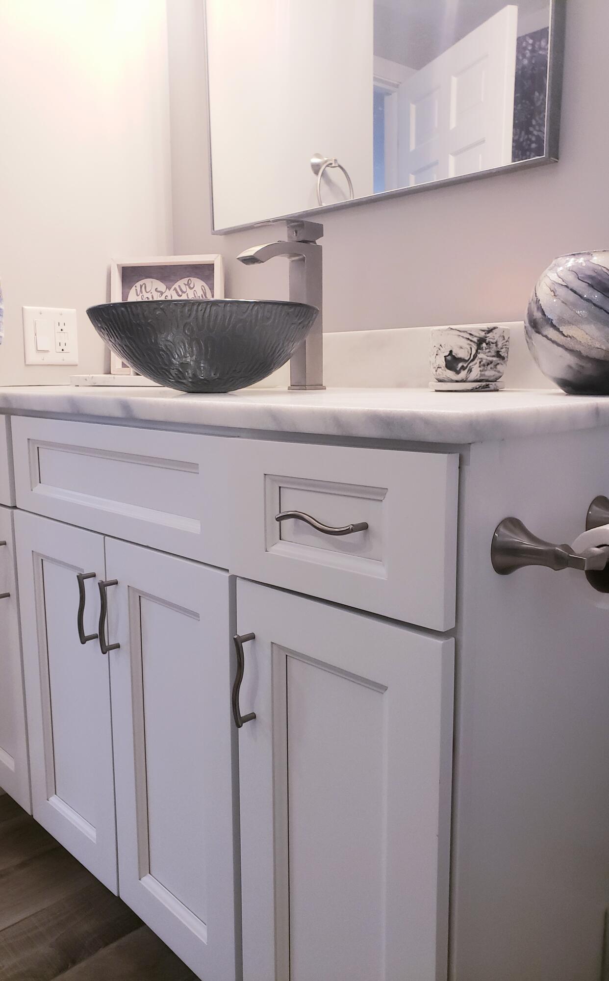 14 Village Lane Biddeford, ME 04005 - Photo 38 of 108 20251114_191558