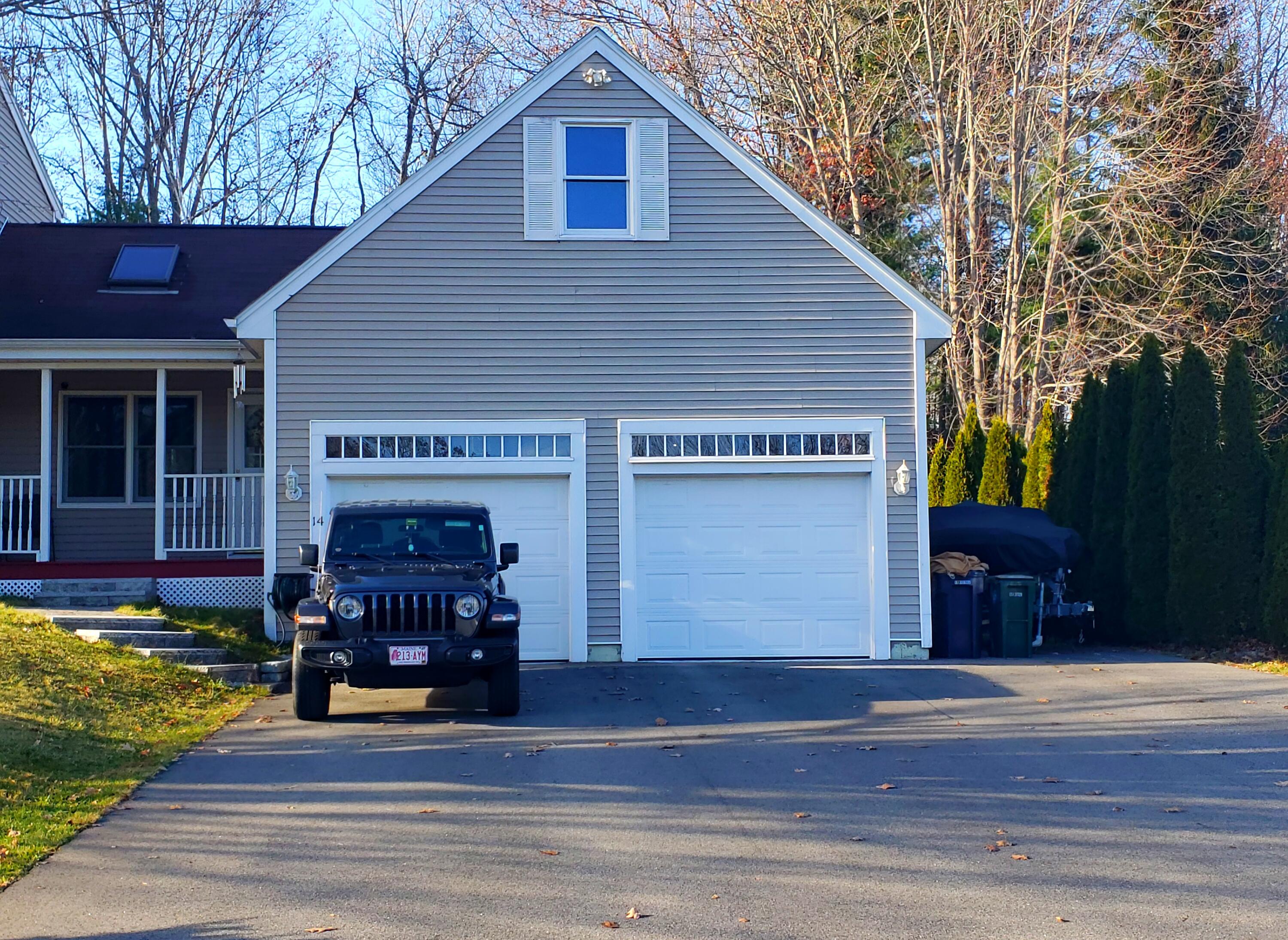 14 Village Lane Biddeford, ME 04005 - Photo 4 of 108 20251115_190454