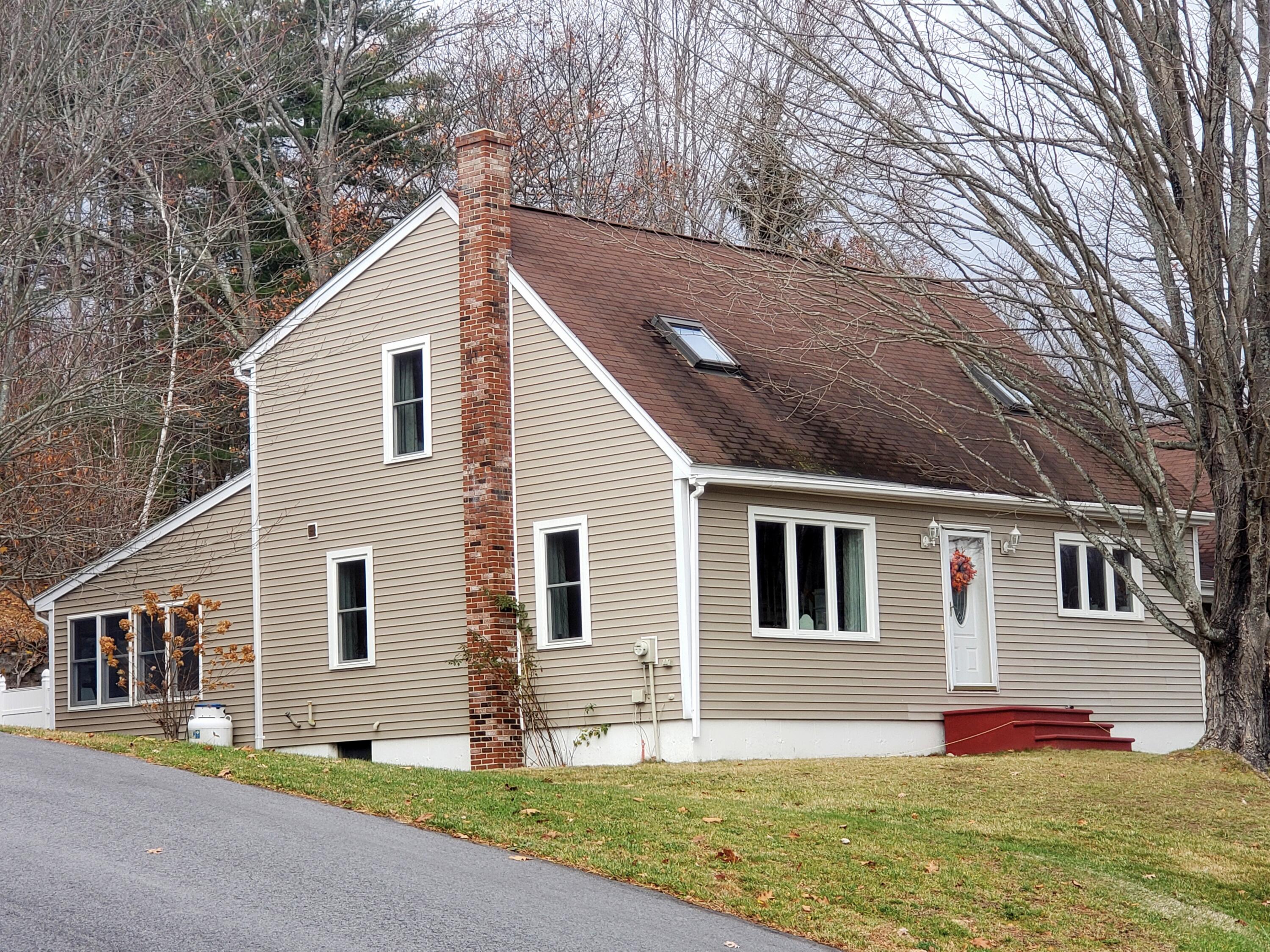 14 Village Lane Biddeford, ME 04005 - Photo 6 of 108 20251115_221256