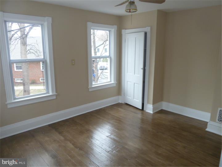 511 Burlington Avenue Riverside, NJ 08075 - Photo 14 of 19 Gallery Image 14
