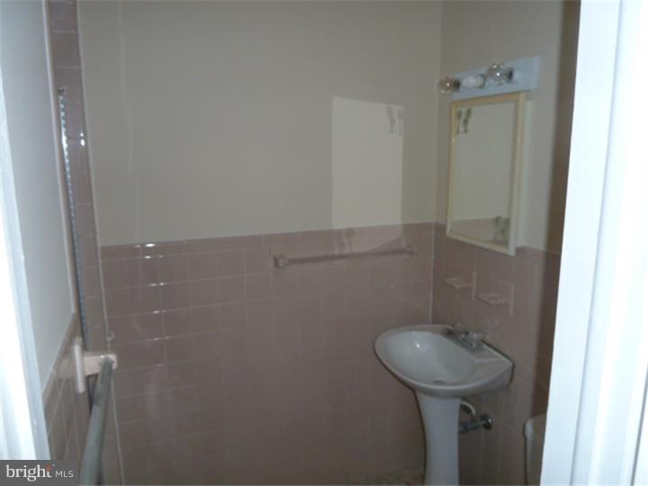 511 Burlington Avenue Riverside, NJ 08075 - Photo 19 of 19 Gallery Image 19