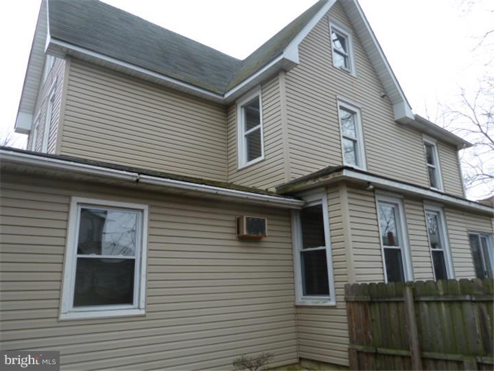 511 Burlington Avenue Riverside, NJ 08075 - Photo 3 of 19 Gallery Image 3