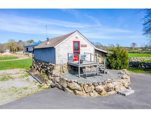 267 New Boston Road Fairhaven, MA 02719 - Photo 5 of 30 Gallery Image 5