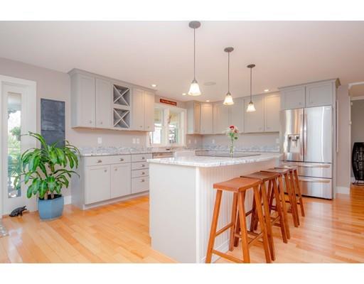267 New Boston Road Fairhaven, MA 02719 - Photo 7 of 30 Gallery Image 7