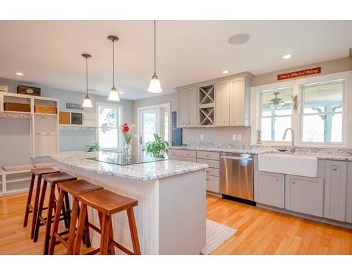 267 New Boston Road Fairhaven, MA 02719 - Photo 9 of 30 Gallery Image 9