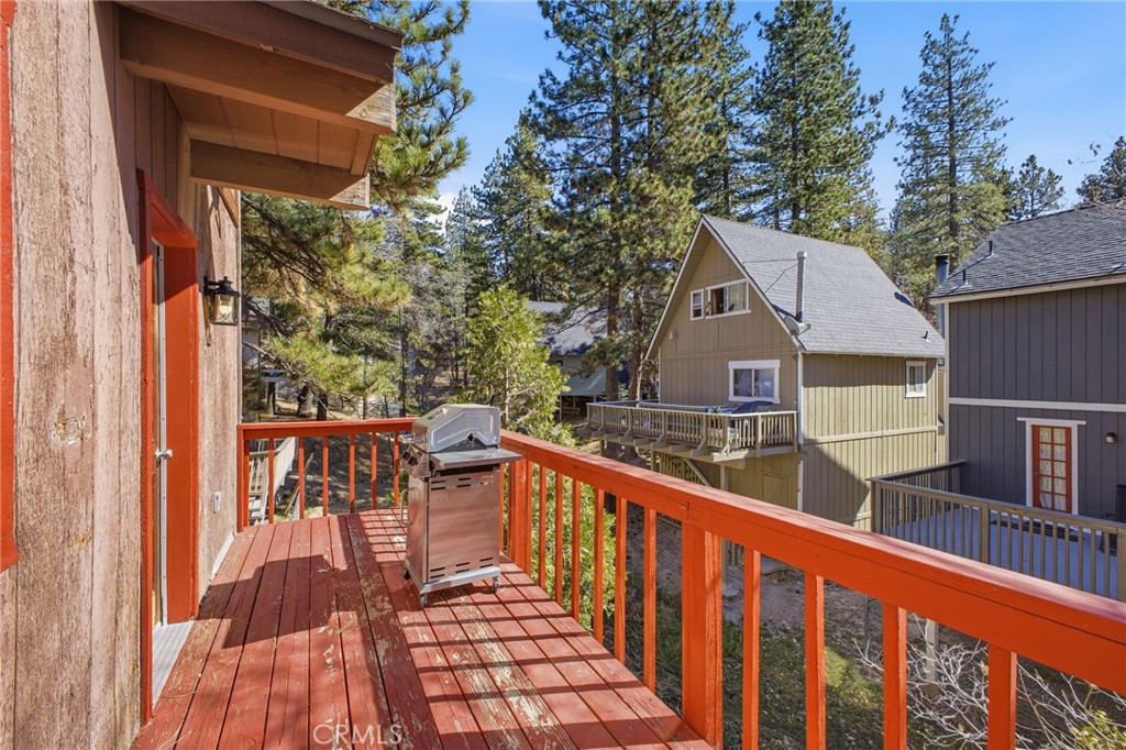 33061 Blue Bird Lane Running Springs, CA 92382 - Photo 37 of 53