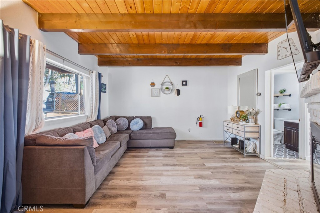 33061 Blue Bird Lane Running Springs, CA 92382 - Photo 4 of 53