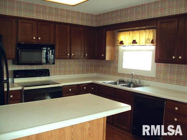 1519 Triangle Street Mount Vernon, IL 62864 - Photo 3 of 11 Gallery Image 3
