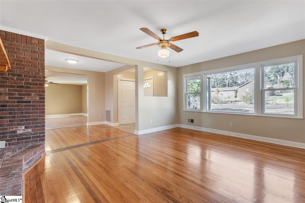 506 Tripp Road Piedmont, SC 29673 - Photo 14 of 36 Dining Room / Den