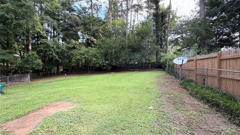 866 Killian Hill Road Southwest Lilburn, GA 30047 - Photo 6 of 38
