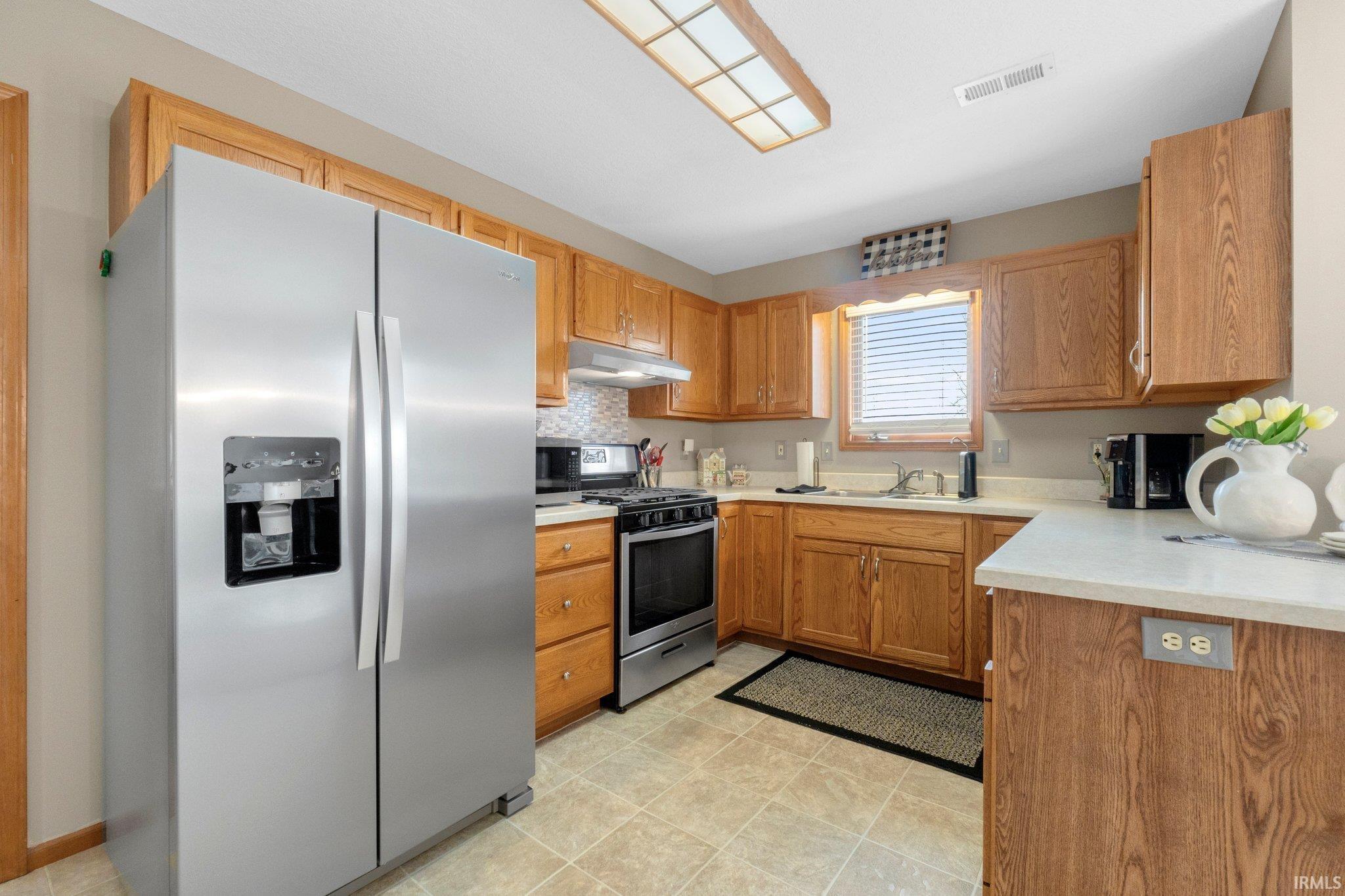 214 Rampart Drive Fort Wayne, IN 46845 - Photo 12 of 35 Gallery Image 12