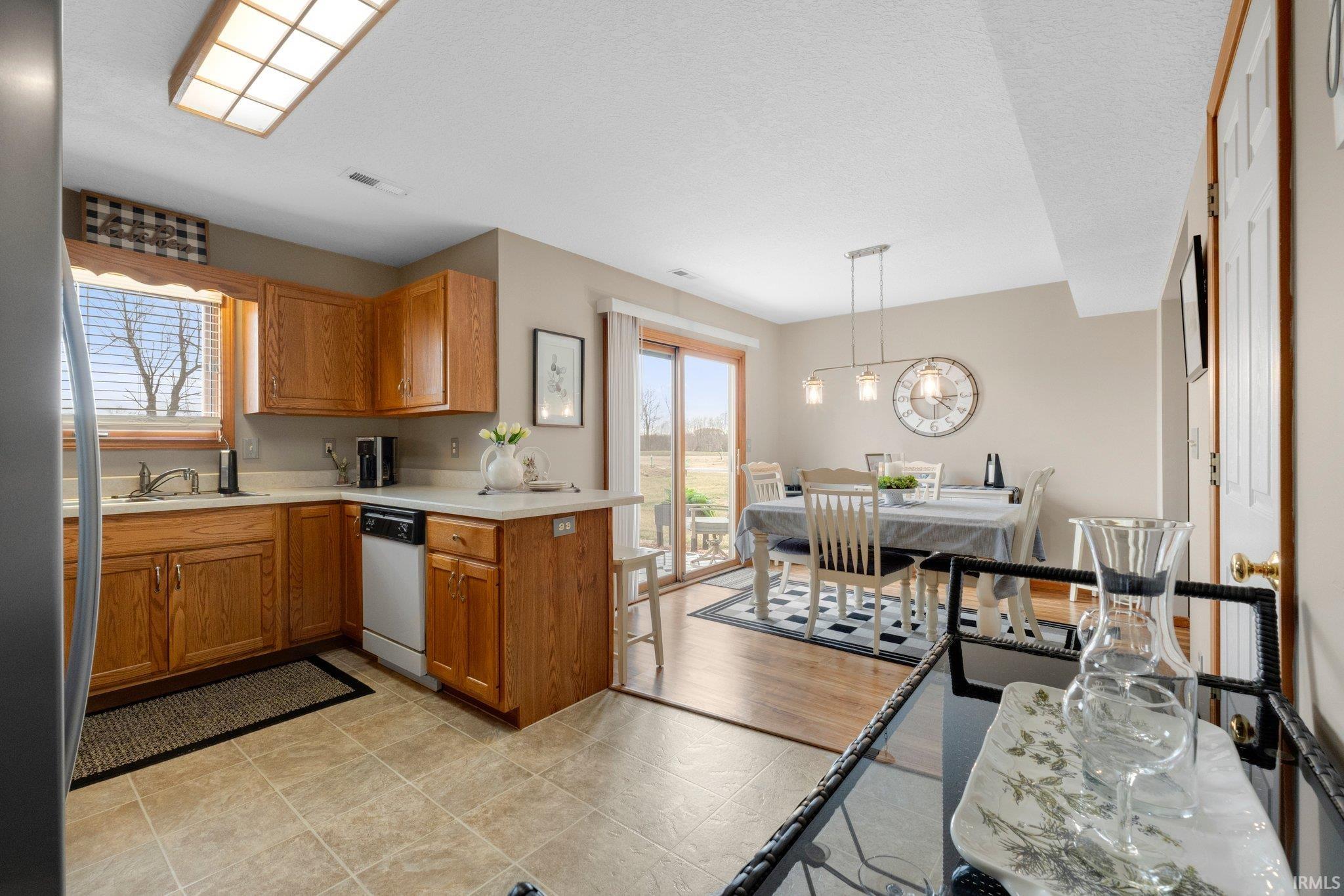214 Rampart Drive Fort Wayne, IN 46845 - Photo 13 of 35 Gallery Image 13