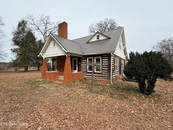 $1,666 | 4676 Sevierville Road, Maryville, TN 37804