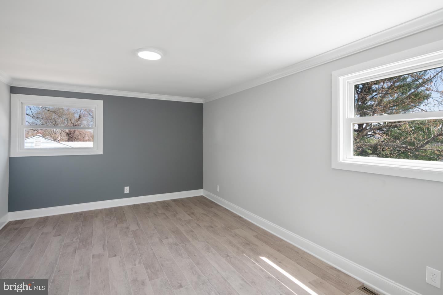 216 Ivy Road Beverly, NJ 08010 - Photo 15 of 28 Gallery Image 15