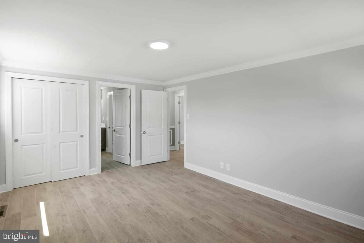 216 Ivy Road Beverly, NJ 08010 - Photo 17 of 28 Gallery Image 17