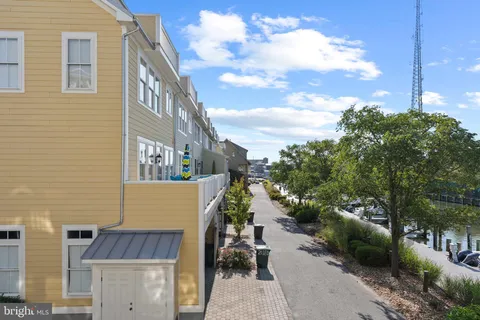 $999,999 | 27 Island Edge Drive, Unit 27C, Ocean City, MD 21842