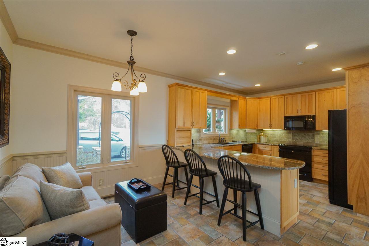 615 Mountain Summit Road Travelers Rest, SC 29690 - Photo 15 of 36 Gallery Image 15