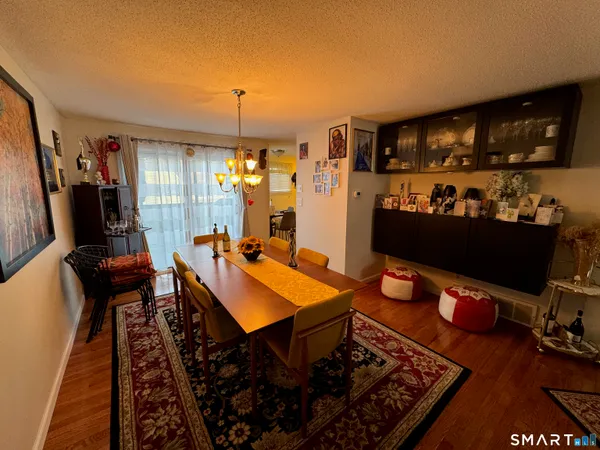 $3,000 | 17 Coram Road, Unit 3D, Shelton, CT 06484