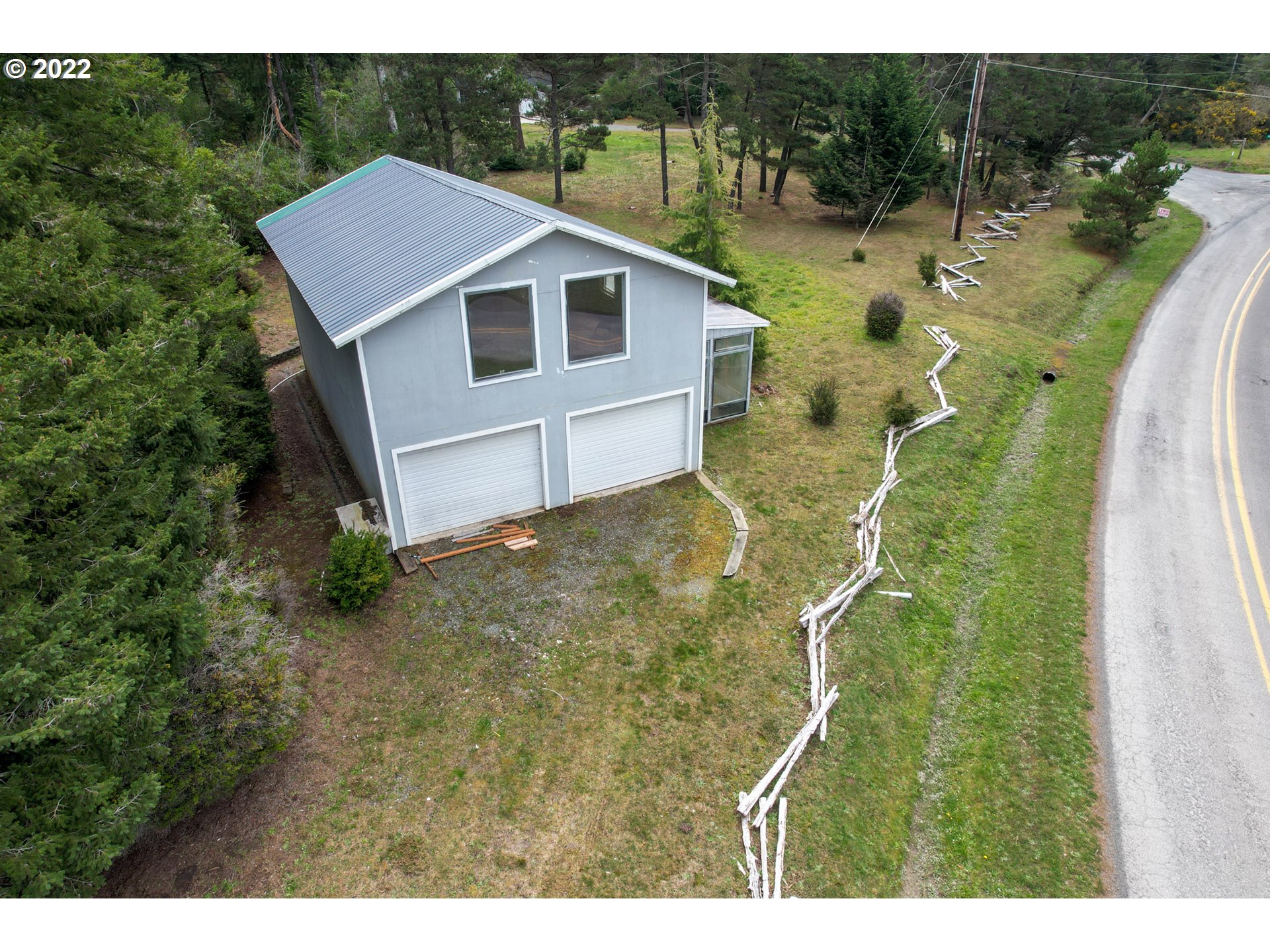 88163 Windhurst Road Bandon, OR 97411 - Photo 10 of 32 Gallery Image 10