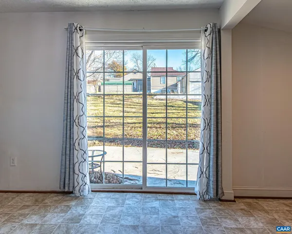 $175,000 | 628 North Augusta Avenue, Waynesboro, VA 22980