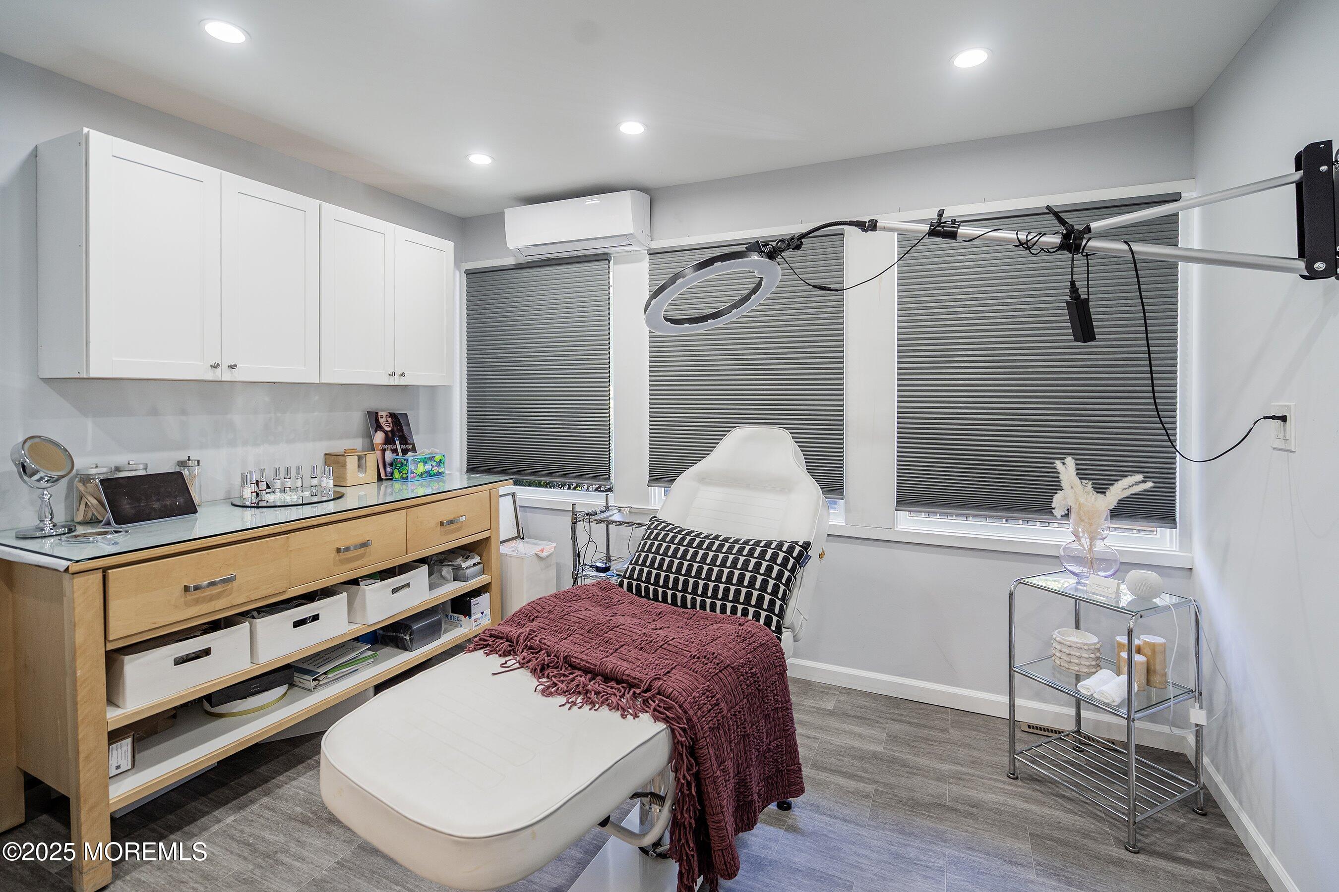 N Avenue East Cranford, NJ 07016 - Photo 13 of 31 a spacious bathroom with a double vanity sink and a mirror