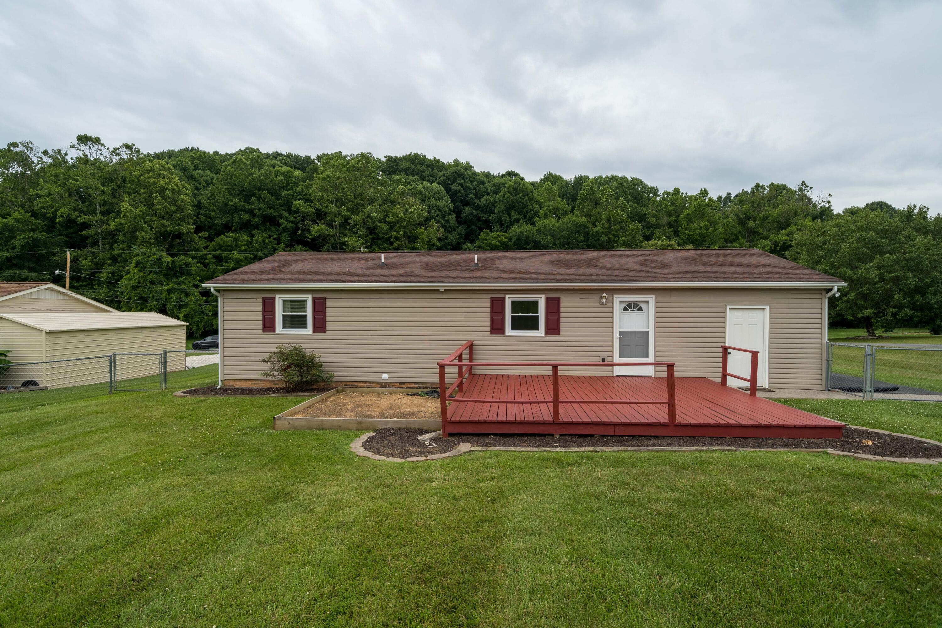 123 Browder Road Gray, TN 37615 - Photo 36 of 43 123 Browder Road (18 of 42)