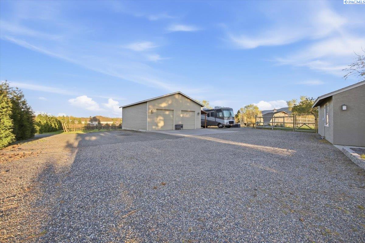 34610 Kendall Road Benton City, WA 99320 - Photo 5 of 49 Gallery Image 5