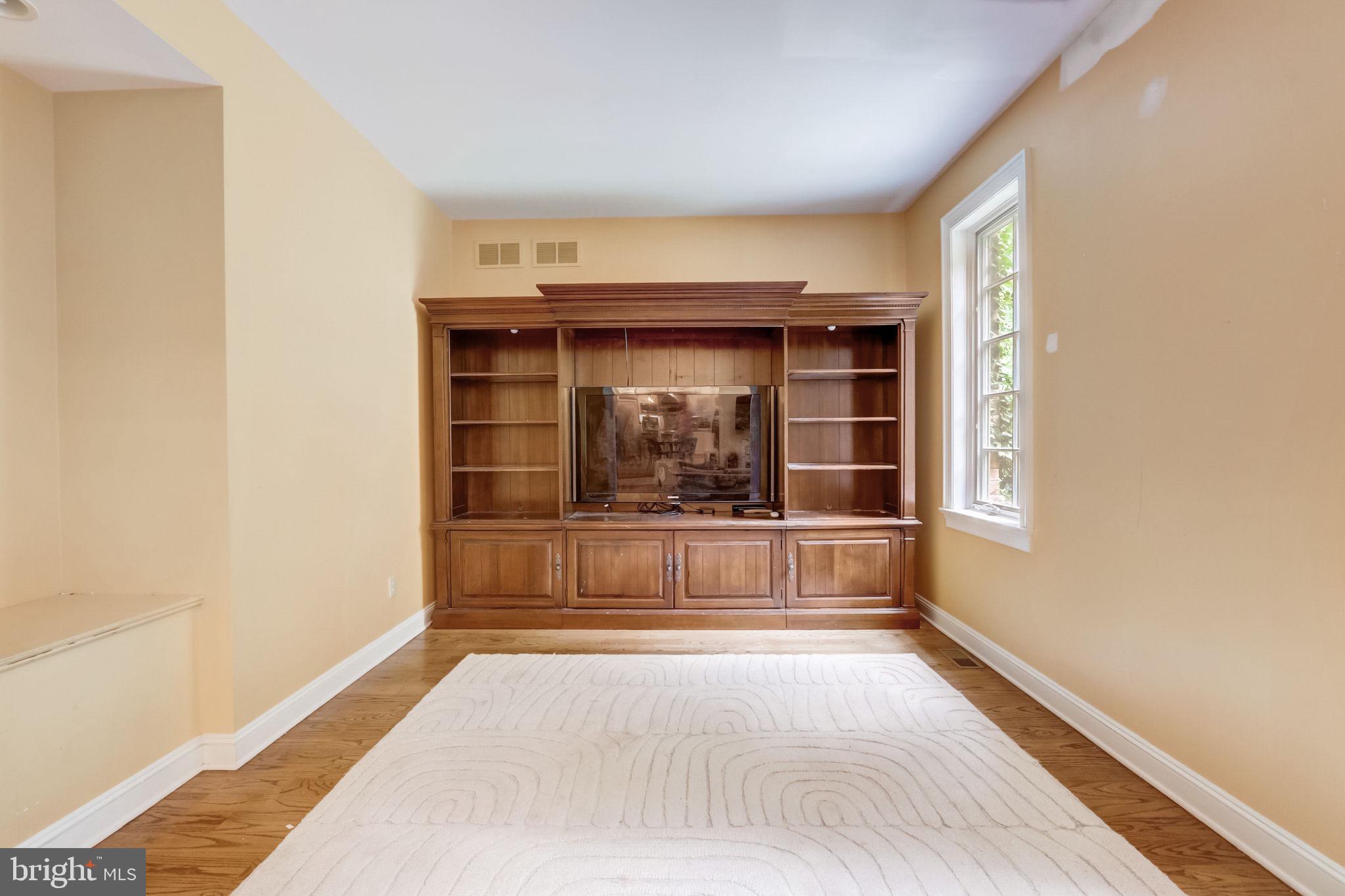 8 Mill Pond Road Milford, NJ 08848 - Photo 34 of 73