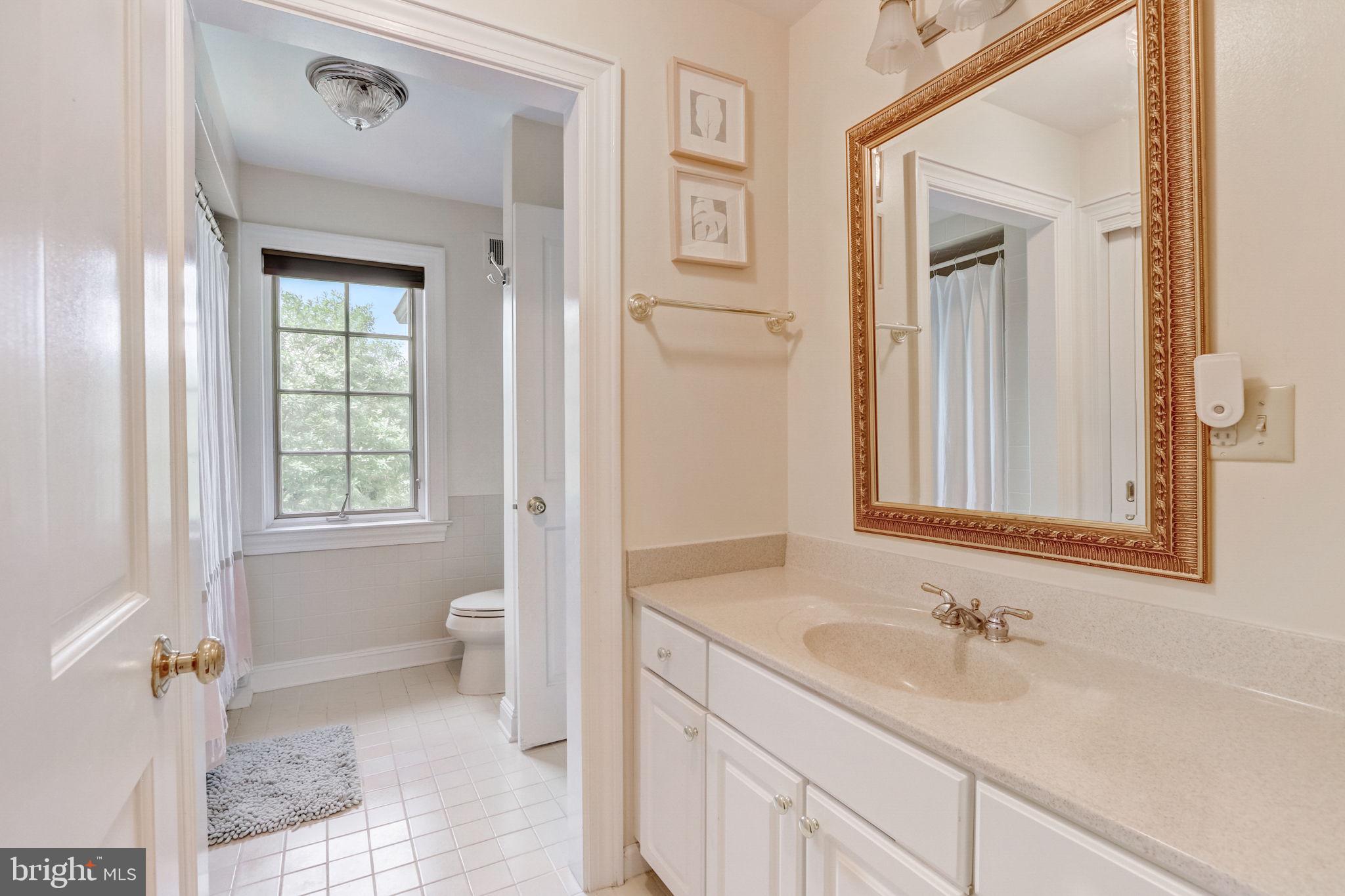 8 Mill Pond Road Milford, NJ 08848 - Photo 37 of 73