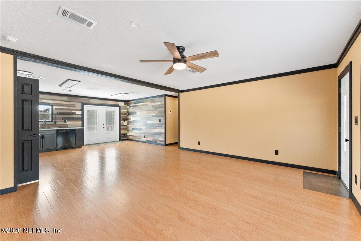 5533 Coronado Street Keystone Heights, FL 32656 - Photo 19 of 73 a view of an empty room with a window