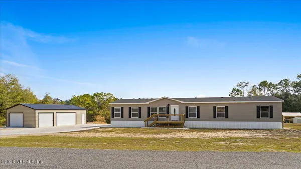 $405,000 | 5533 Coronado Street, Keystone Heights, FL 32656