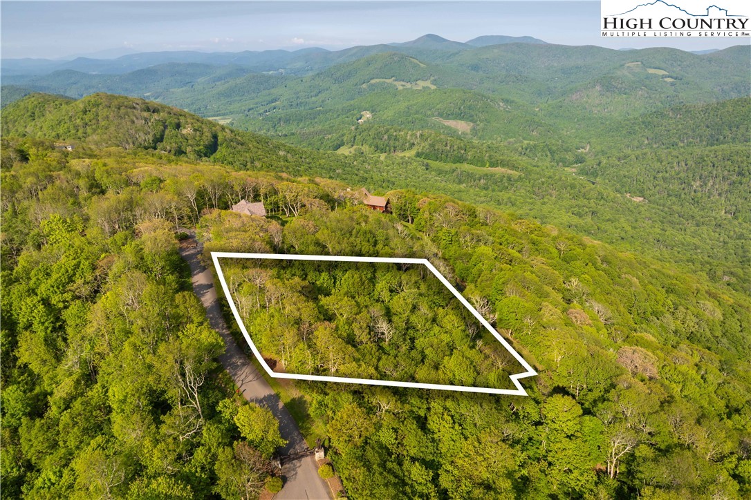 Lot 4 Crown Point Road West Jefferson, NC 28694 - Photo 10 of 15 a view of an entryway