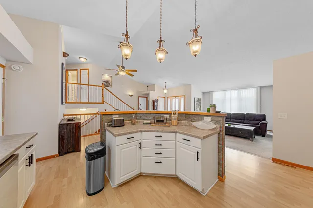 $429,900 | 782 Churchill Drive Southeast, Owatonna, MN 55060