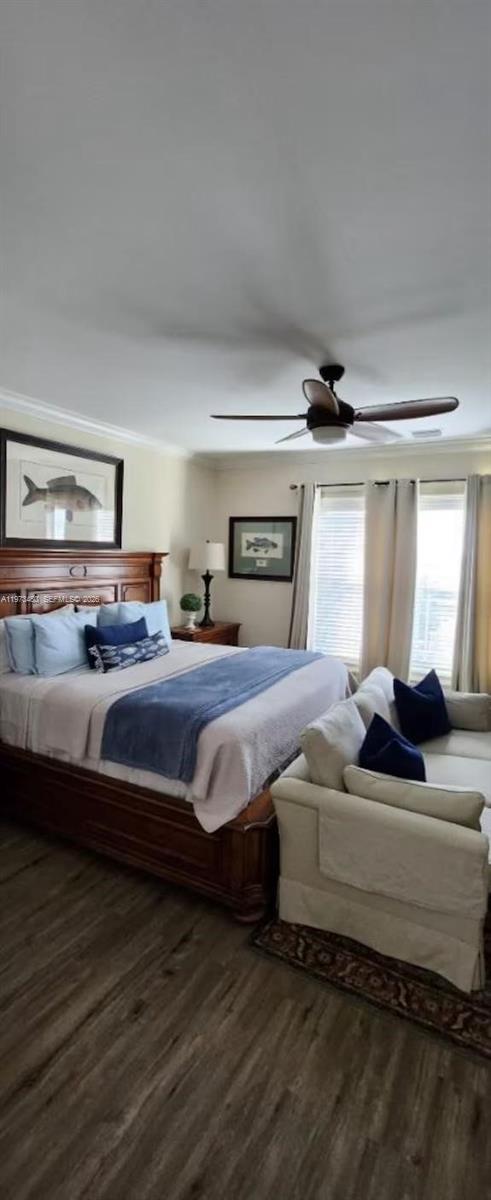 227 Sombrero Beach Road Marathon, FL 33050 - Photo 38 of 56 a bedroom with bed and window