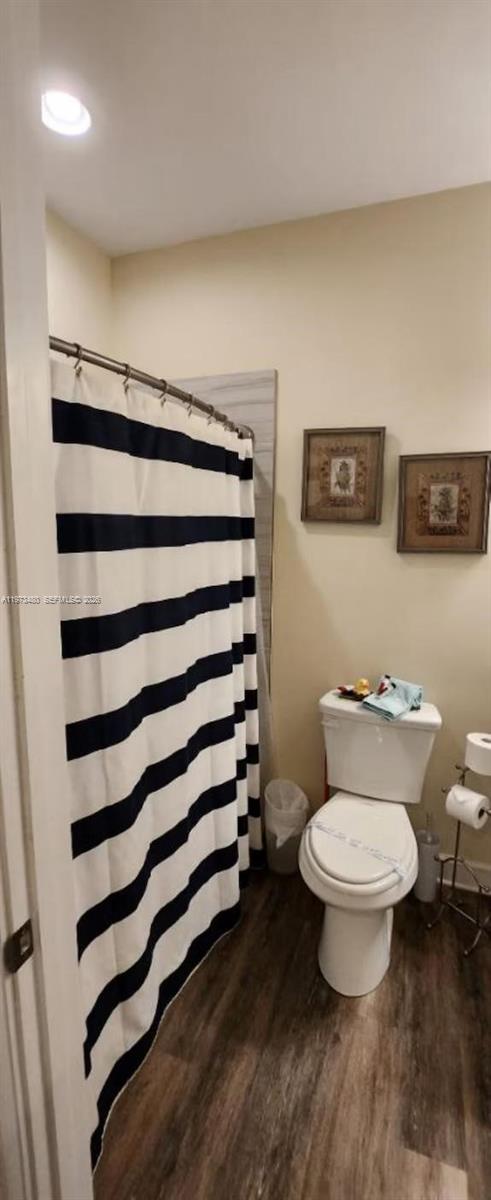 227 Sombrero Beach Road Marathon, FL 33050 - Photo 49 of 56 a bathroom with a toilet a sink and a shower