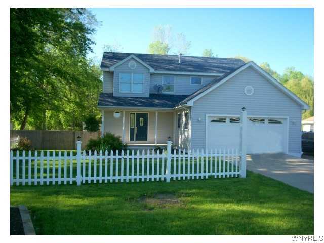 714 Bennett Road Evans, NY 14006 - Photo 1 of 1 Exterior Front