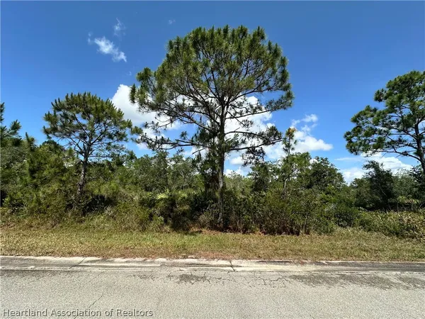 $22,900 | 6525 Caballero Boulevard, Sebring, FL 33872