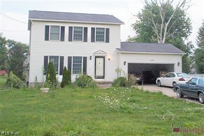 1495 Sunside Drive Akron, OH 44321 - Photo 1 of 1 This beautiful 3 bedroom colonial was built in 1994!