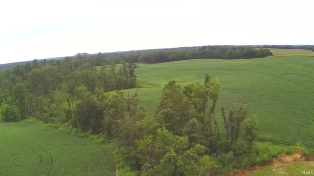 $1,647,000 | 231 Us Highway, Loogootee, IN 47553