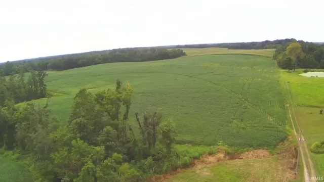 $1,647,000 | 231 Us Highway, Loogootee, IN 47553