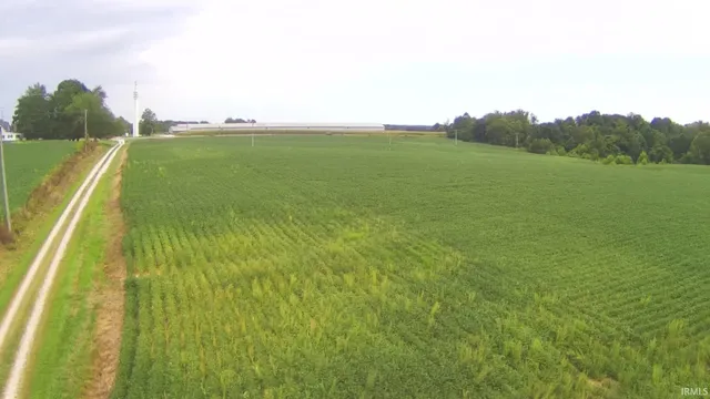 $1,647,000 | 231 Us Highway, Loogootee, IN 47553