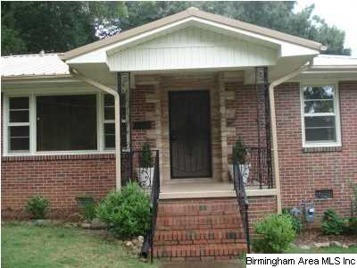 922 Randall Street Gadsden, AL 35901 - Photo 1 of 24