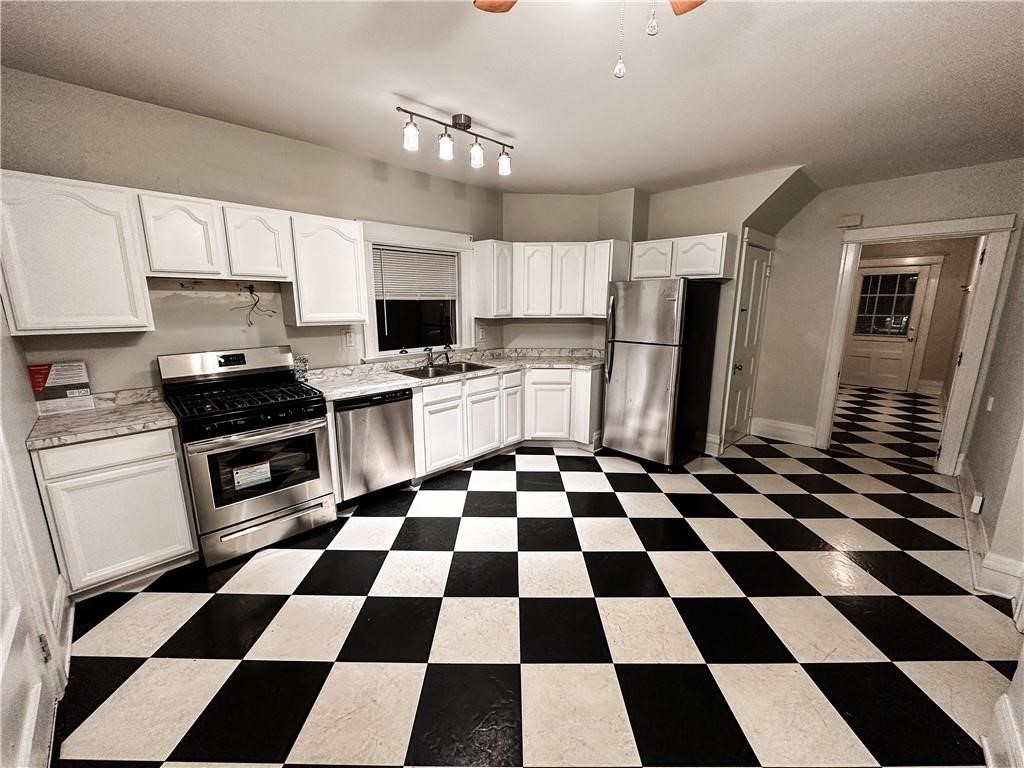 1459 South Avenue Rochester, NY 14620 - Photo 8 of 31