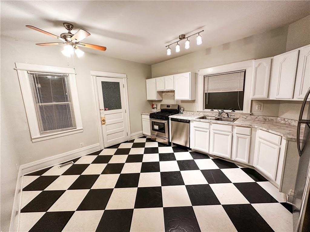 1459 South Avenue Rochester, NY 14620 - Photo 9 of 31