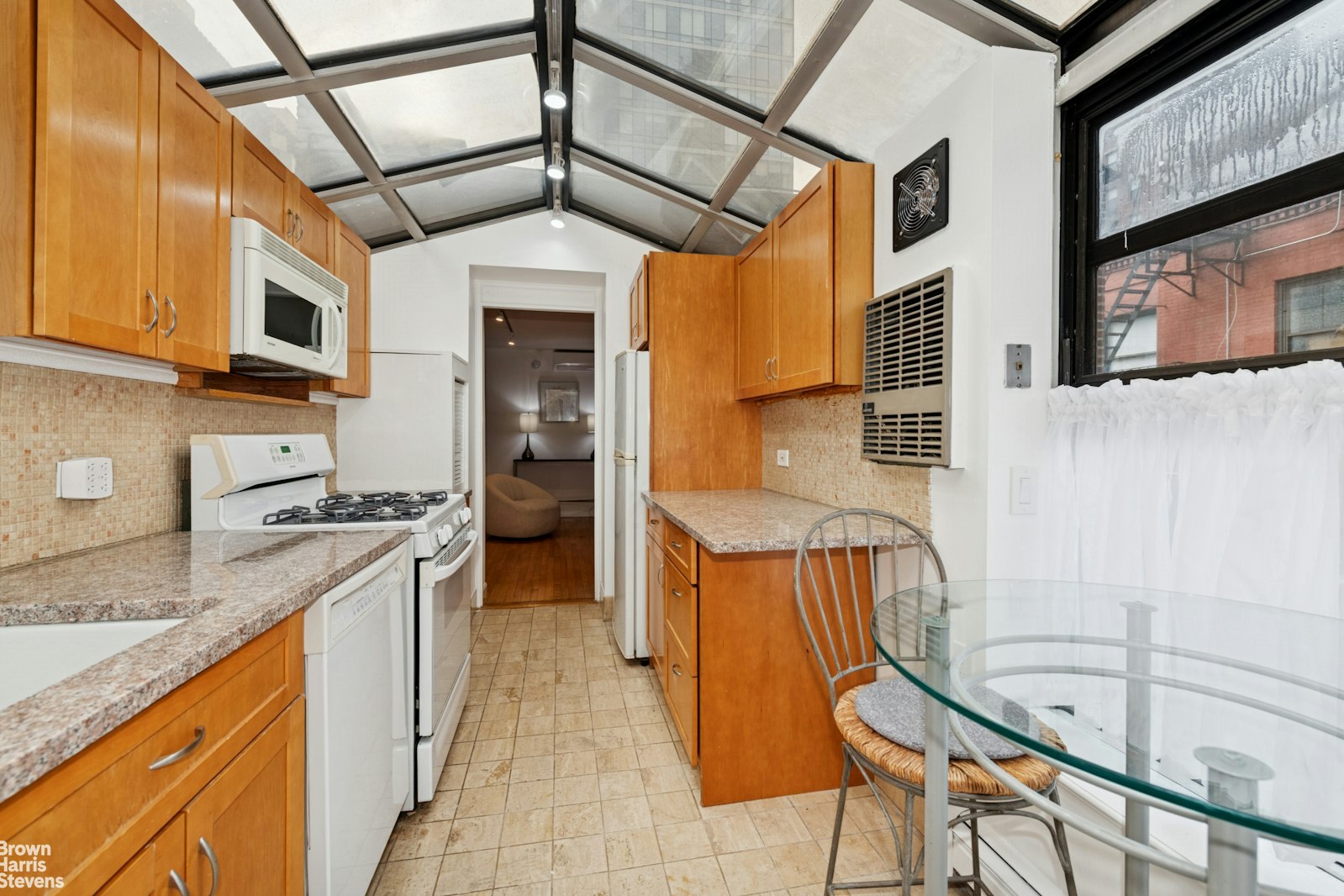 131 East 39th Street, Unit 4 Manhattan, NY 10016 - Photo 12 of 14